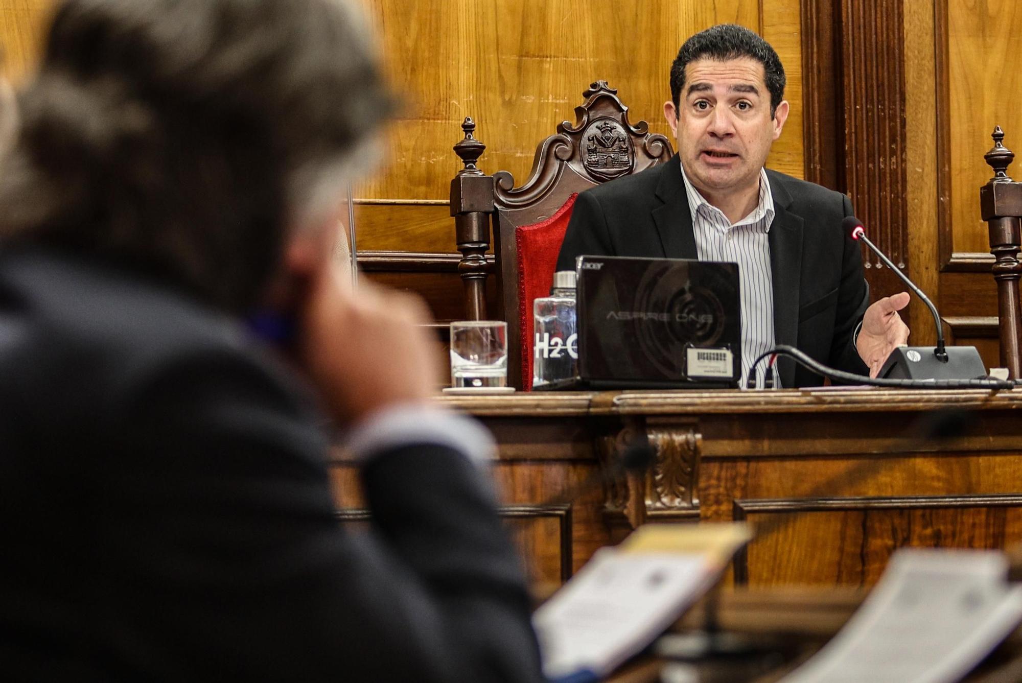 El Ayuntamiento tendrá que negociar de cero con los sindicatos la aplicación de la carrera profesional horizontal.