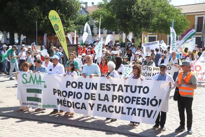 La huelga estatal de médicos se deja sentir en Córdoba