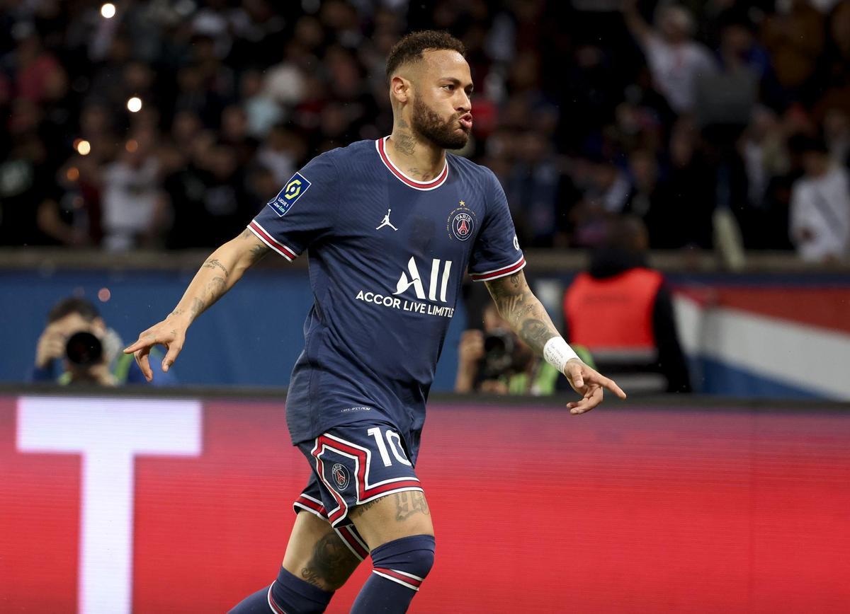 La fiscalia demana dos anys de presó per a Neymar i cinc per a Rosell La fiscalia demana dos anys de presó per a Neymar i cinc per a Rosell