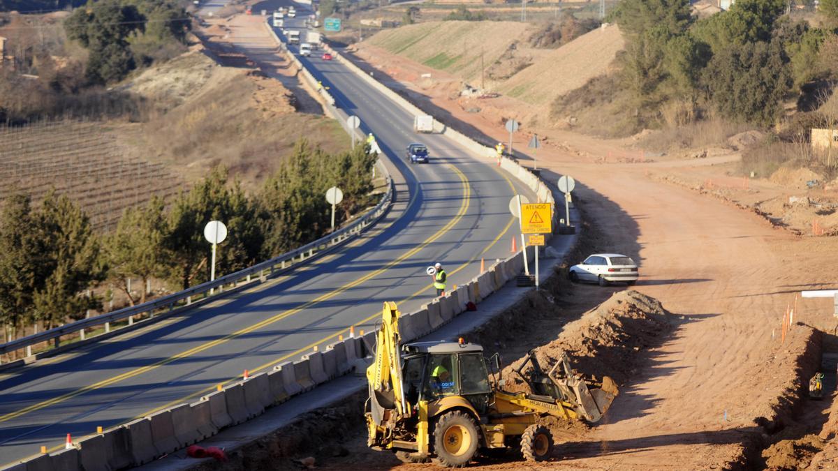 El peatge per a camions a l&#039;eix es va plantejar quan se&#039;n feia el desdoblament