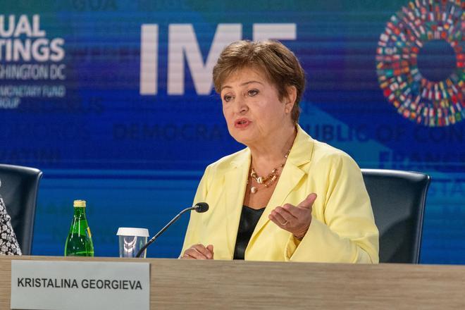 El FMI sostiene que la economía mundial "aguanta" el golpe de la guerra de Irán