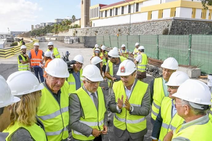 25-09-19 LAS PALMAS DE GRAN CANARIA. AVENIDA BLAS CABRERA FELIPE. LAS PALMAS DE GRAN CANARIA. METROGUAGUA. MetroGuagua en Blas Cabrera Felipe. El alcalde y concejales de la Corporación, realizan un recorrido por el tramo de MetroGuagua del Paseo Blas Cabrera Felipe. Fotos: Juan Castro.  | 25/09/2019 | Fotógrafo: Juan Carlos Castro