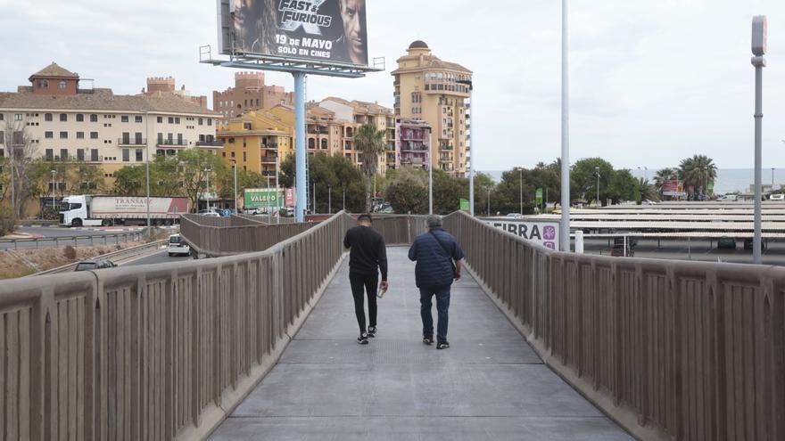 Entra en servicio la pasarela peatonal sobre la carretera V-21 entre Alboraya y Port Saplaya