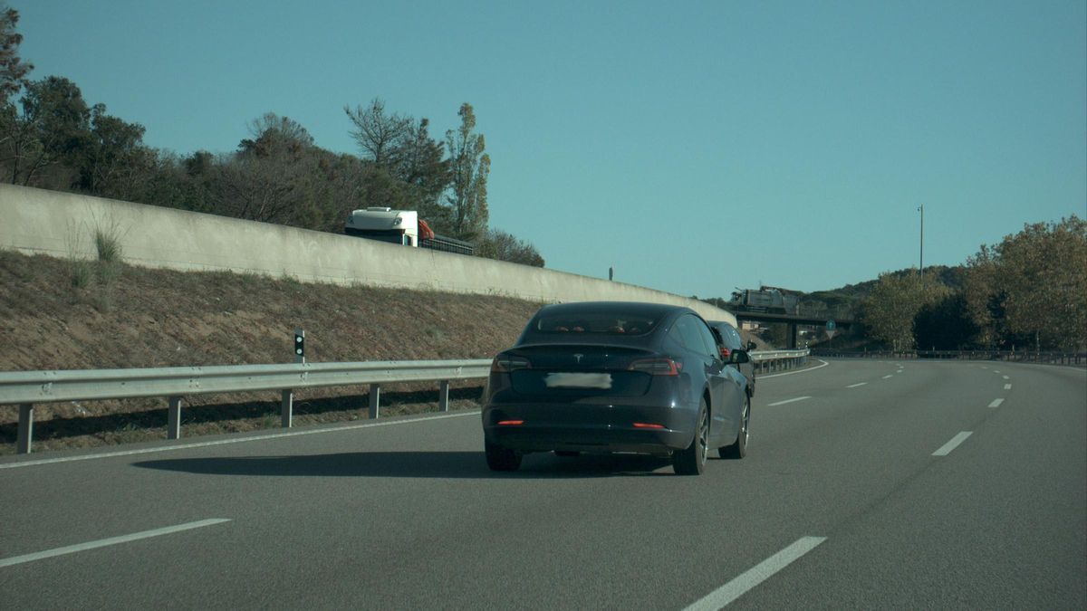 El vehículo que circulaba a 221 kilómetros por hora por la AP-7, en Maçanet de la Selva.