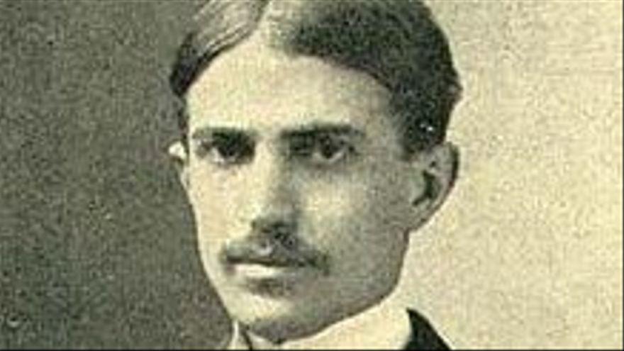 Stephen Crane.