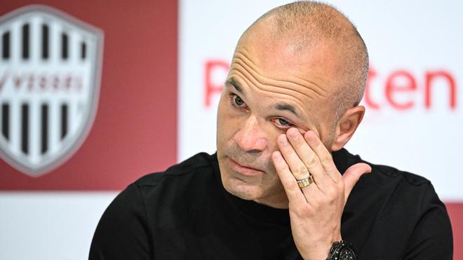 Iniesta deja el Vissel Kobe