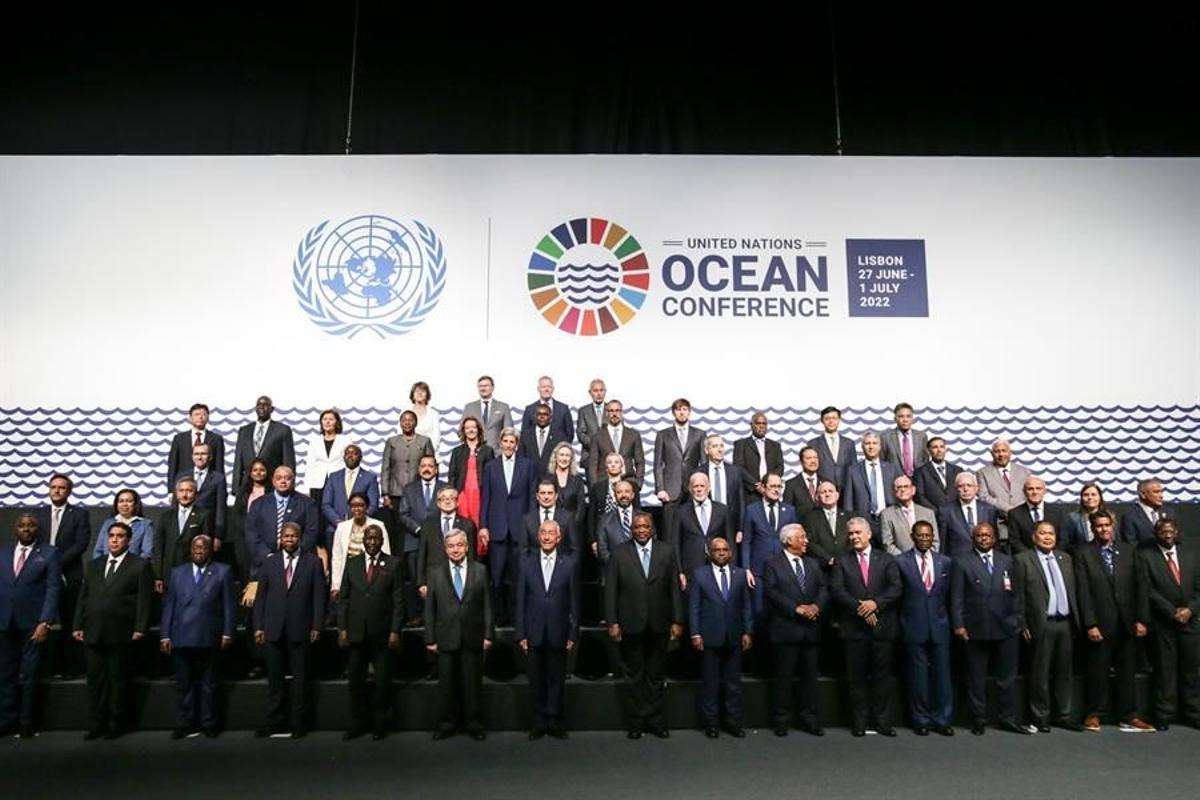 Participantes en la Conferencia de los Océanos
