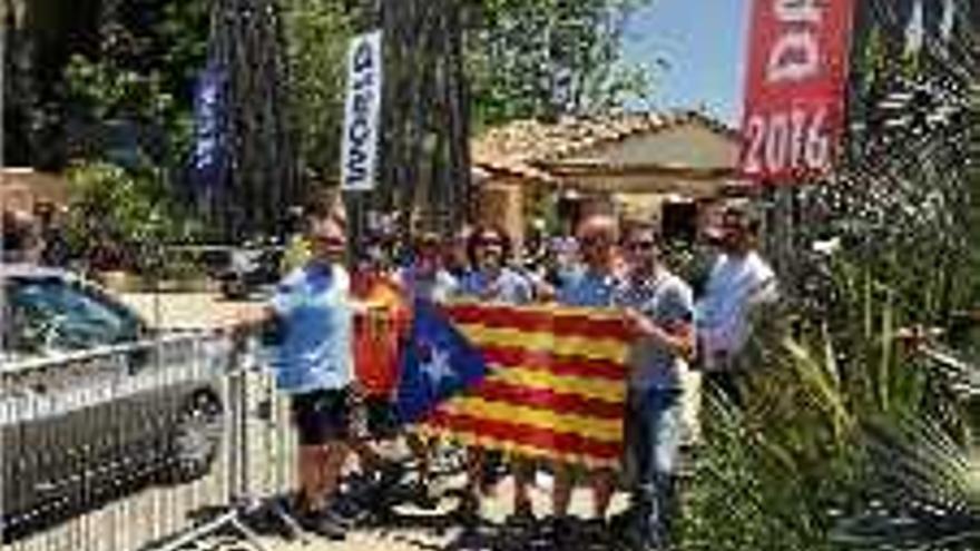 Gironins, a la trobada mundial de Vespes a    Saint Tropez