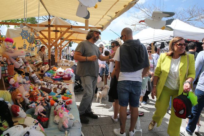 La Feira Ecoartesá llenó de animación Moaña