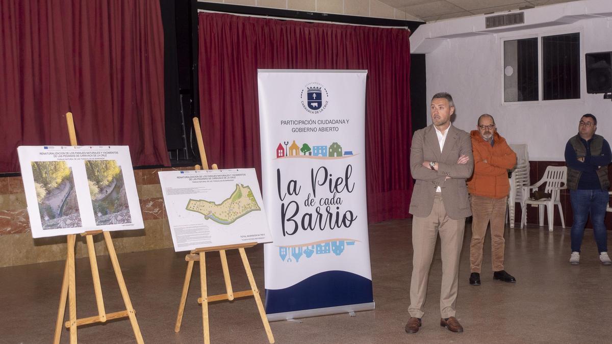 Reunión de 'La Piel de cada Barrio' en la pedanía caravaqueña de Barranda