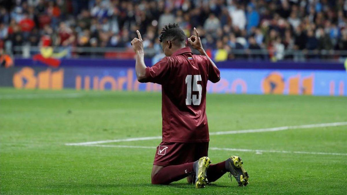 Jhon Murillo celebra el 0-2 de Venezuela a Argentina