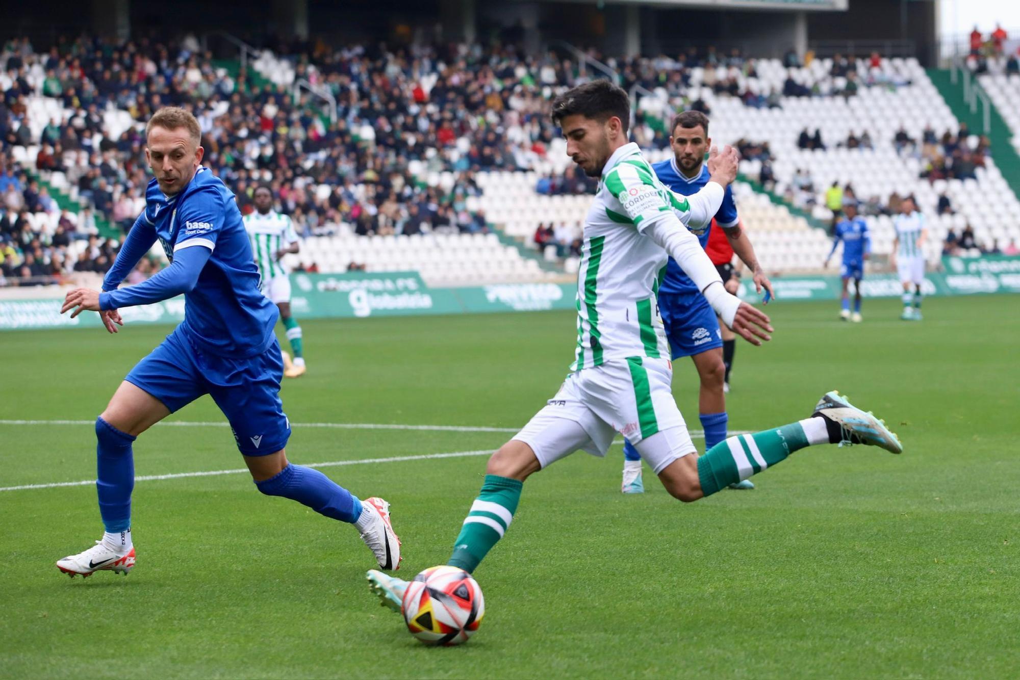 Córdoba CF-Melilla: el partido de El Arcángel en imágenes