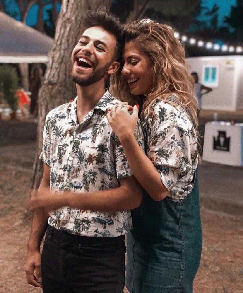 Agoney ha subido fotito junto a Miriam (vestidos iguales)