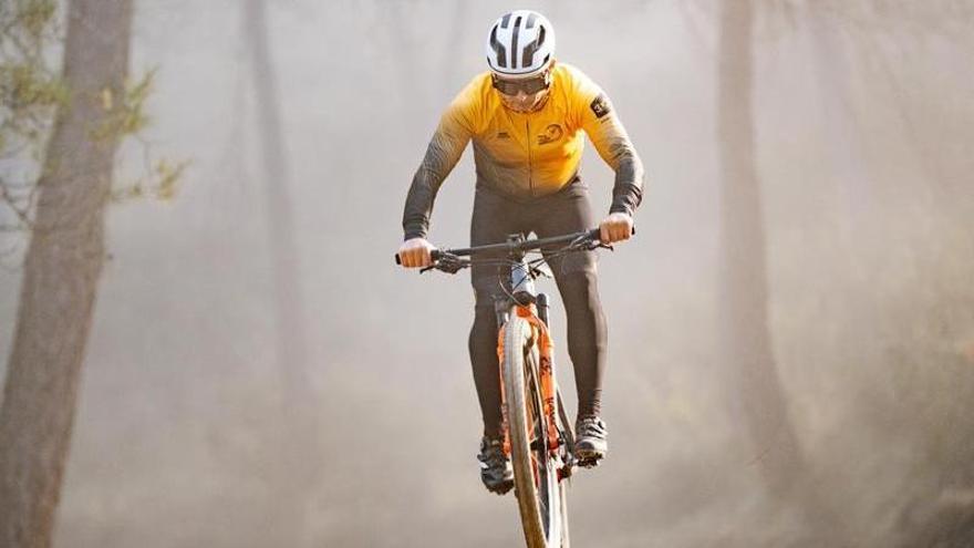 La Selènika continua pedalant de la mà de la Penya Ciclista Navarcles