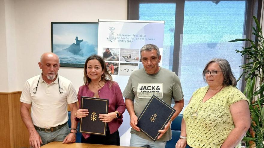 El Estado sigue sin exonerar a las mariscadoras con los banc