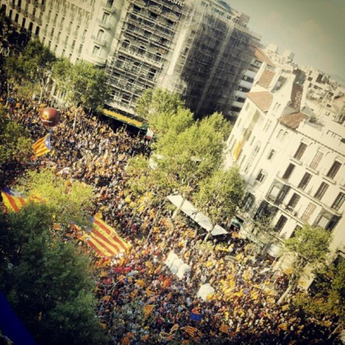 Imagen del Paseo de Gràcia tomada por Roger Carandell (@rcarandell)