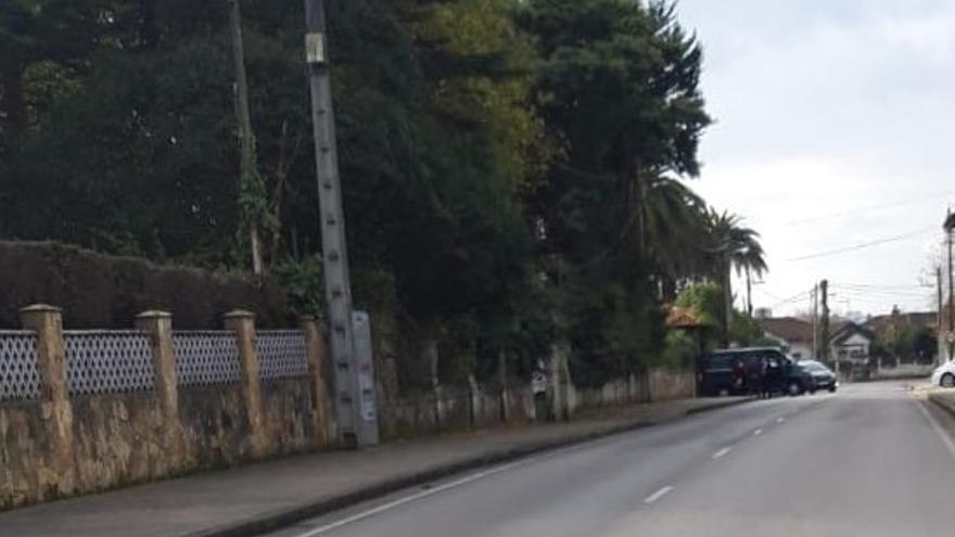 Funeraria y Policía en Somió.