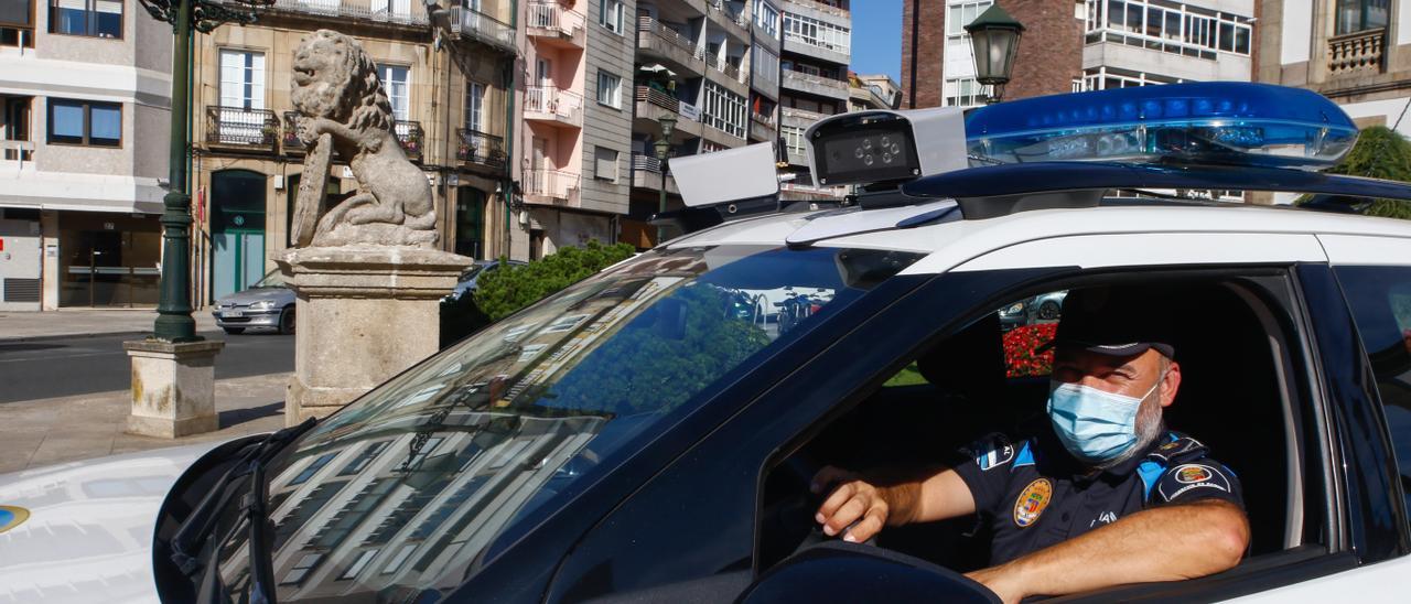 La Policía Local de Vilagarcía presentó el sistema de lector de matrículas el pasado mes de octubre.