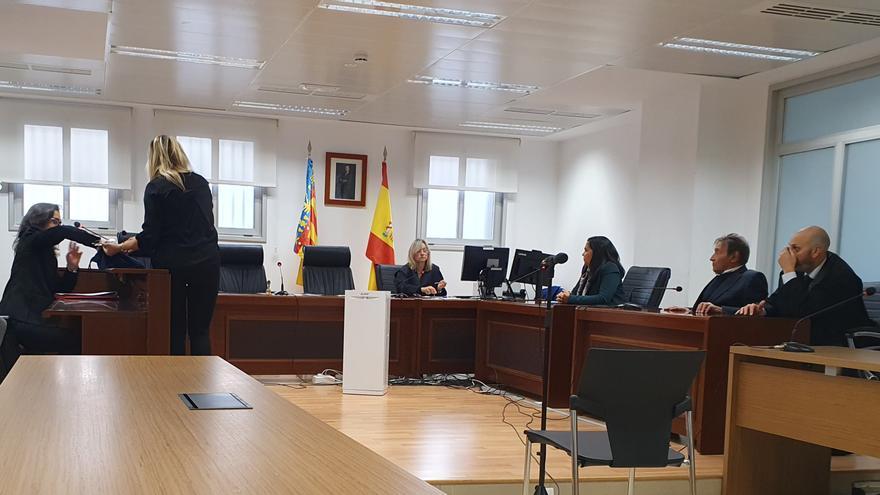 Las excusas de los elegidos para el jurado del caso Sala obligan a realizar otro sorteo en Alicante