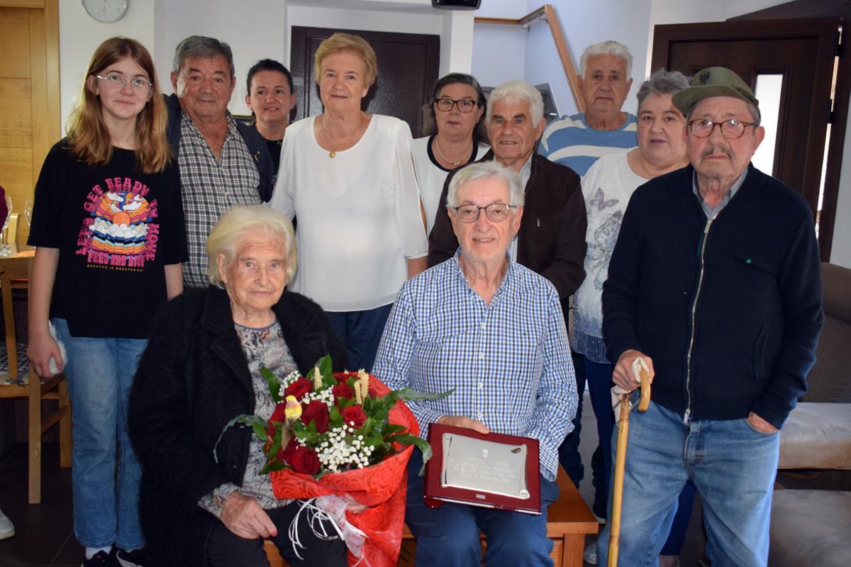La fiesta de aniversario organizada por el Concello a Manuela Duro Fernández, que cumplió los 100 el 21 de septiembre de 2023.