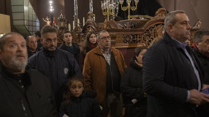 Asistentes a la presentación de los trabajos de restauración de las Tres Marías y San Juan.