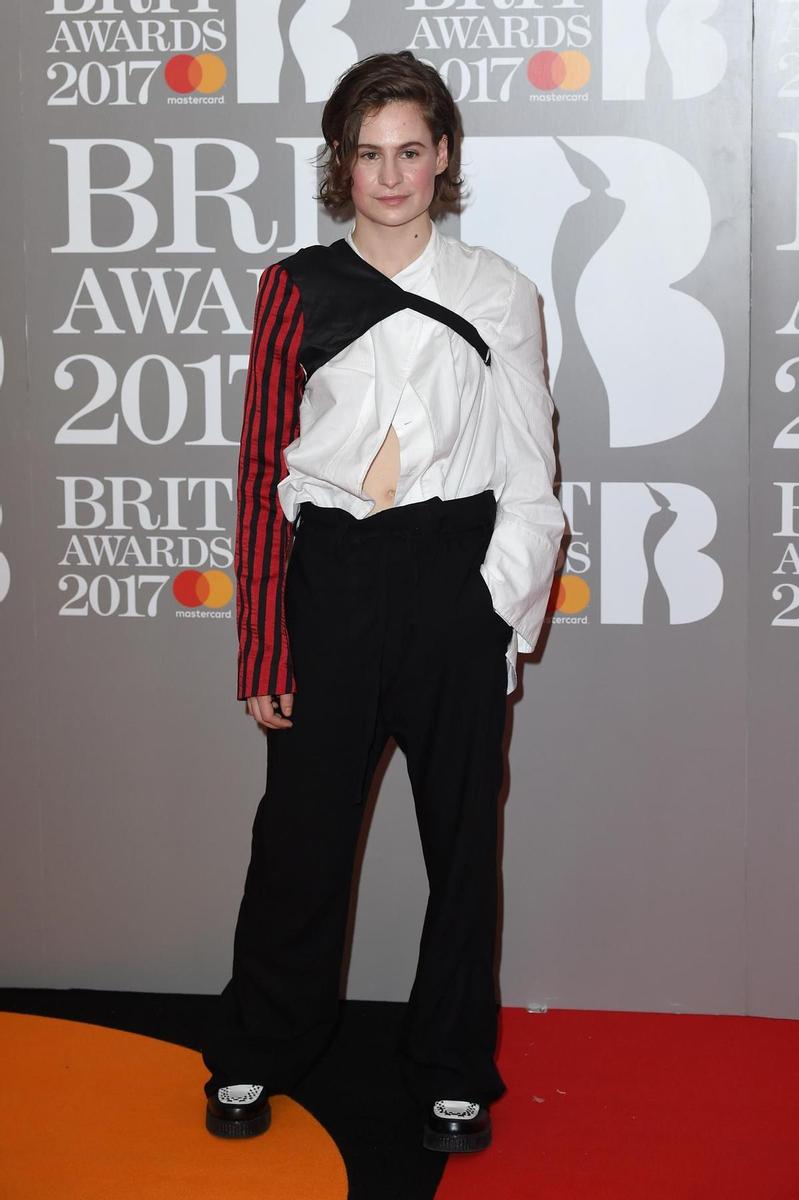 Heloise Lettisier en los 'Brit Awards 2017'