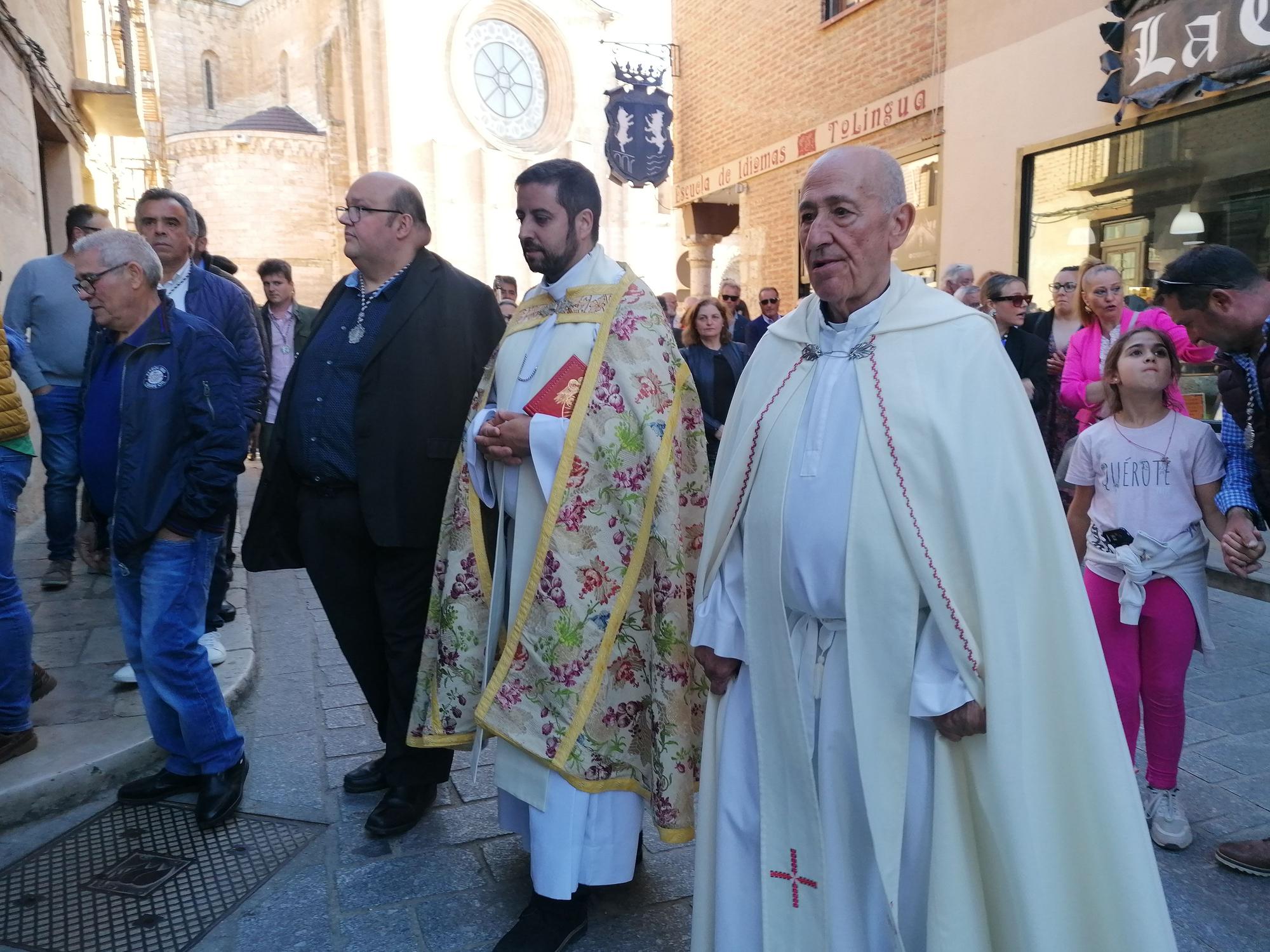 Toro implora a San Isidro que llueva