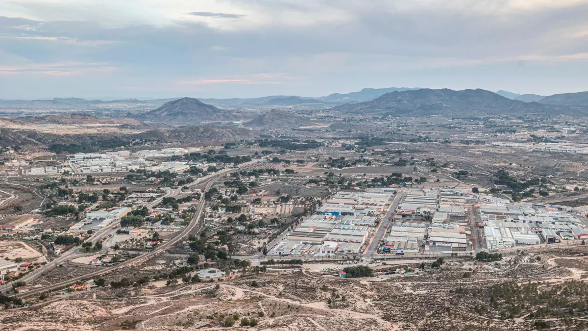 Elda invertirá 800.000 euros en los polígonos industriales Campo Alto y Finca Lacy