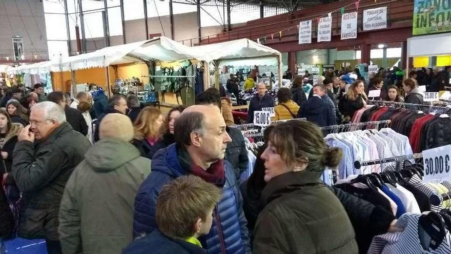 Éxito de participación en la feria del stock de Vegadeo