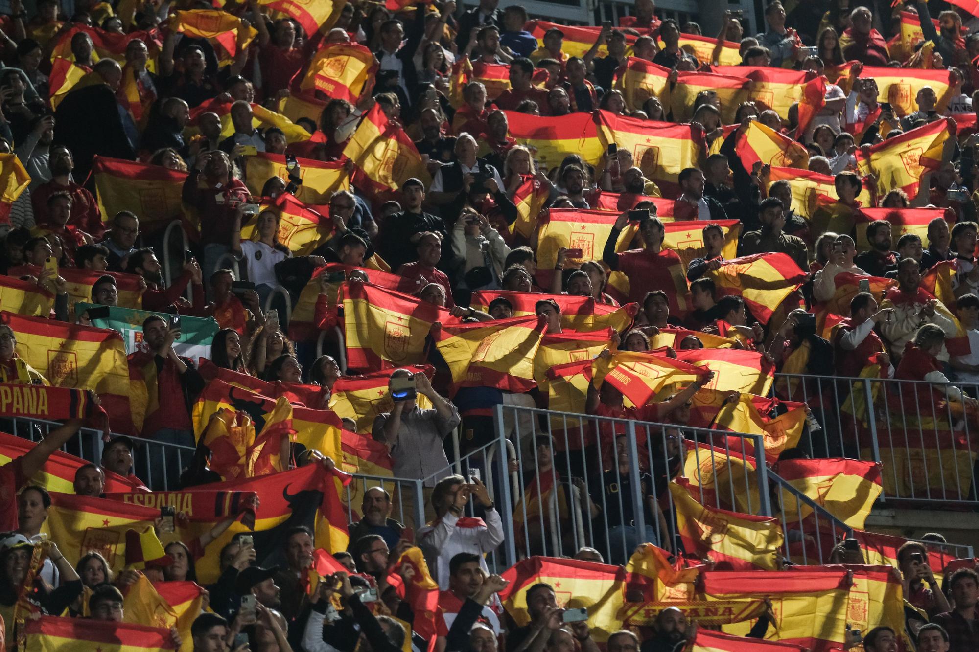 La Roja juega en Málaga contra Noruega, en imágenes