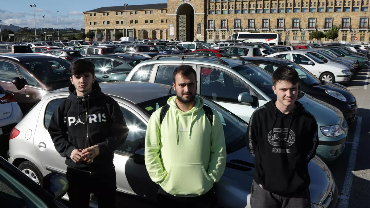 Objetivo: aparcar en la Laboral