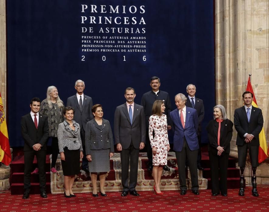 Audiencia de los Reyes con los galardonados con los premios "Princesa de Asturias 2016"