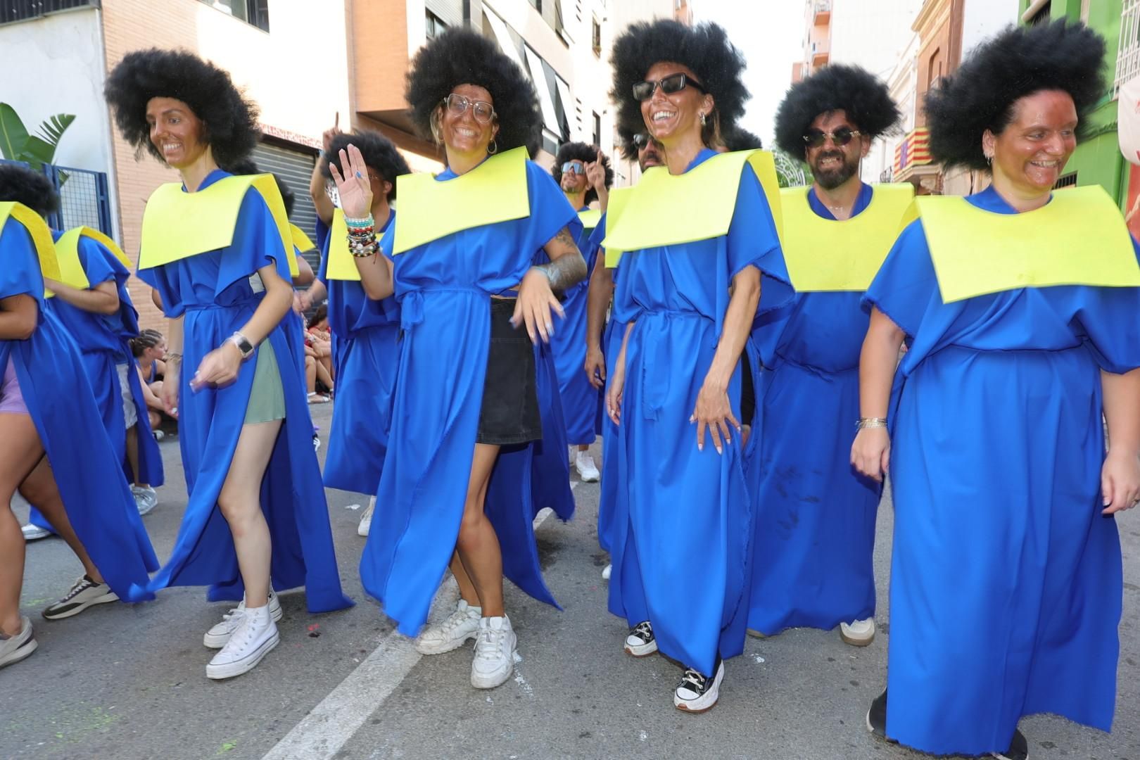 Galería | El Grau disfruta de su desfile de peñas