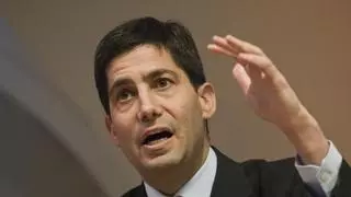Warsh estrena su mandato en la Reserva Federal sin elevar los tipos de interés y amplía la divergencia con el BCE