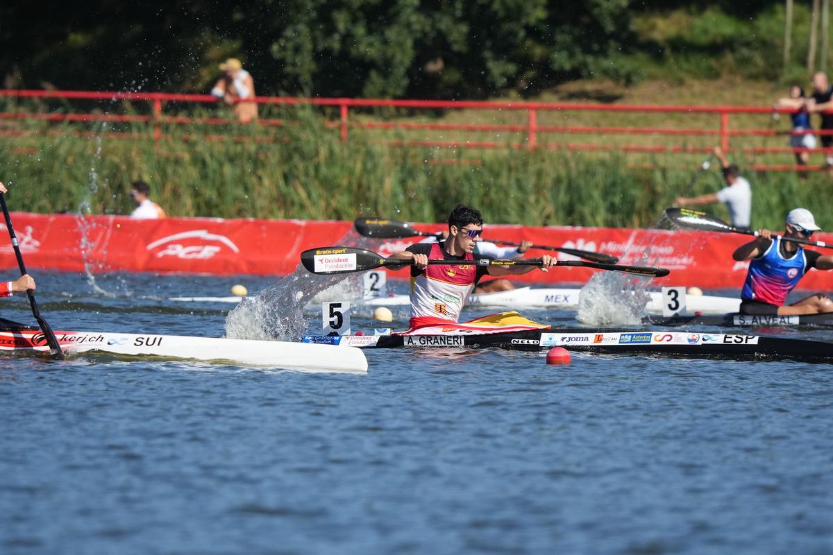 Alex Graneri se clasificó para las semifinales del K1 500