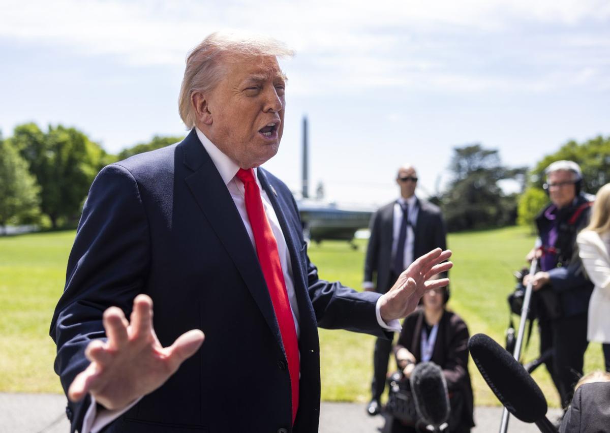 Trump eleva la pressió a la UE i apujarà al 25% els aranzels als vehicles