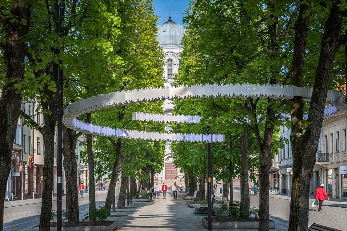 Calle Laisvės Alėja en Kaunas, Lituania