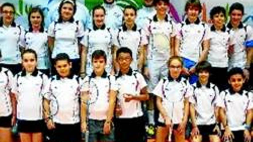 El club de Badminton, a un paso de competir en la final de la liga andaluza