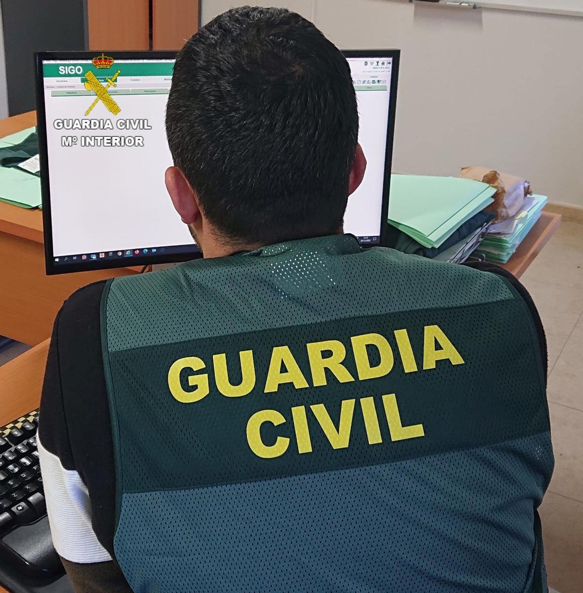 Un agente de la Guardia Civil.