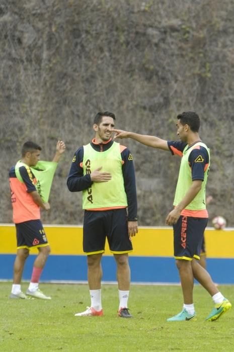 ENTRENAMIENTO DE LA UD LAS PALMAS EN BARRANCO ...