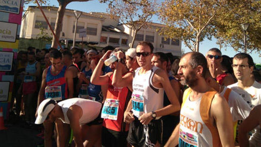 Jaouad Oumellal e Isabel Checa  vuelan en el Medio Maratón de Xirivella