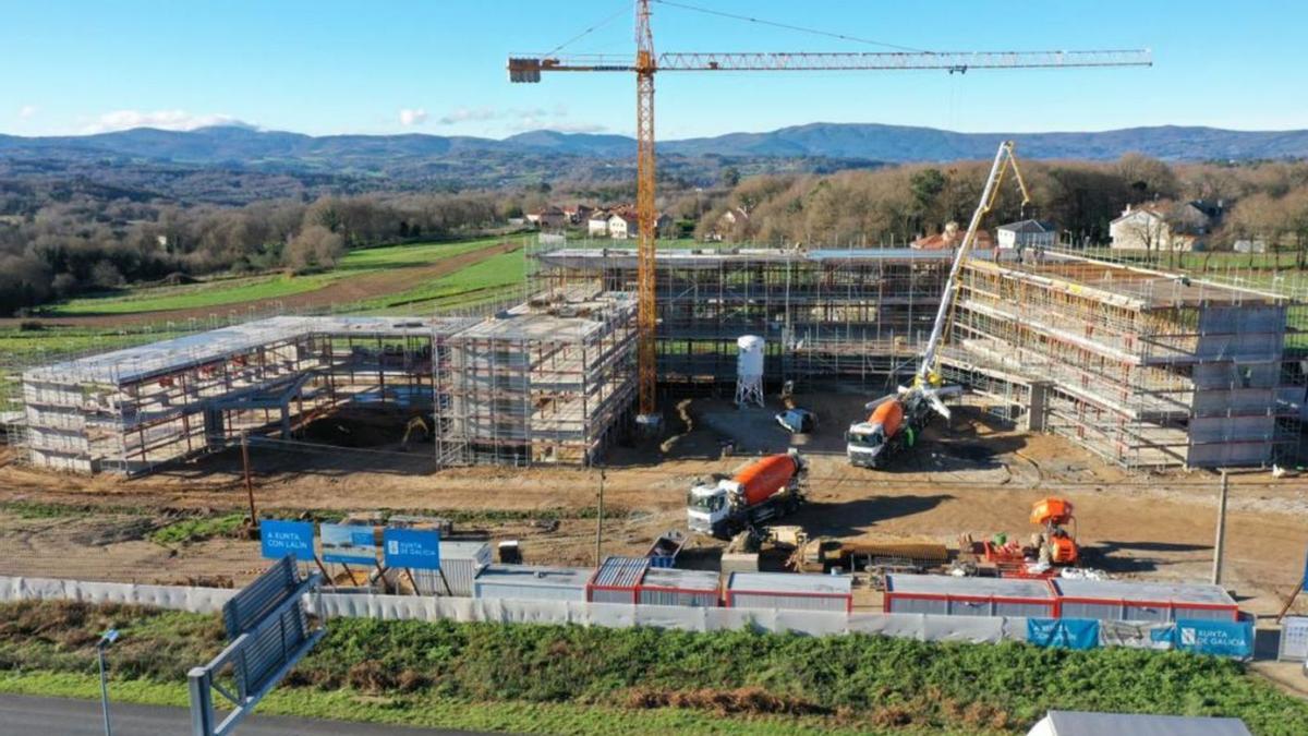 Imagen reciente de las obras en el centro sanitario de Alto de Vales.