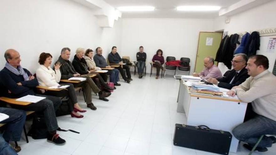 Un momento del Consejo Escolar de ayer celebrado en el Conservatorio de Música.