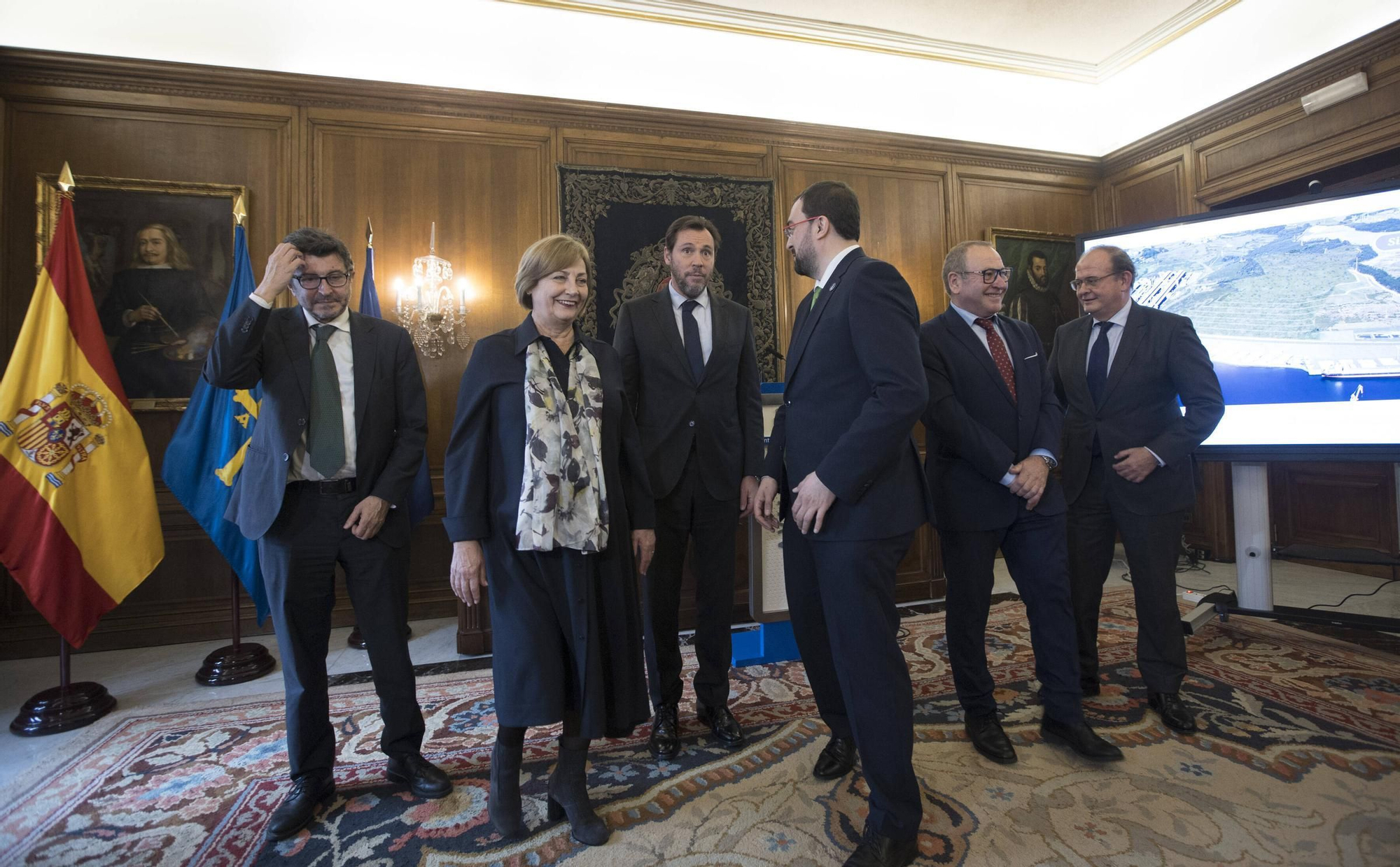 EN IMÁGENES: Así ha sido la visita a Avilés de Óscar Puente, ministro de Transportes y Movilidad Sostenible