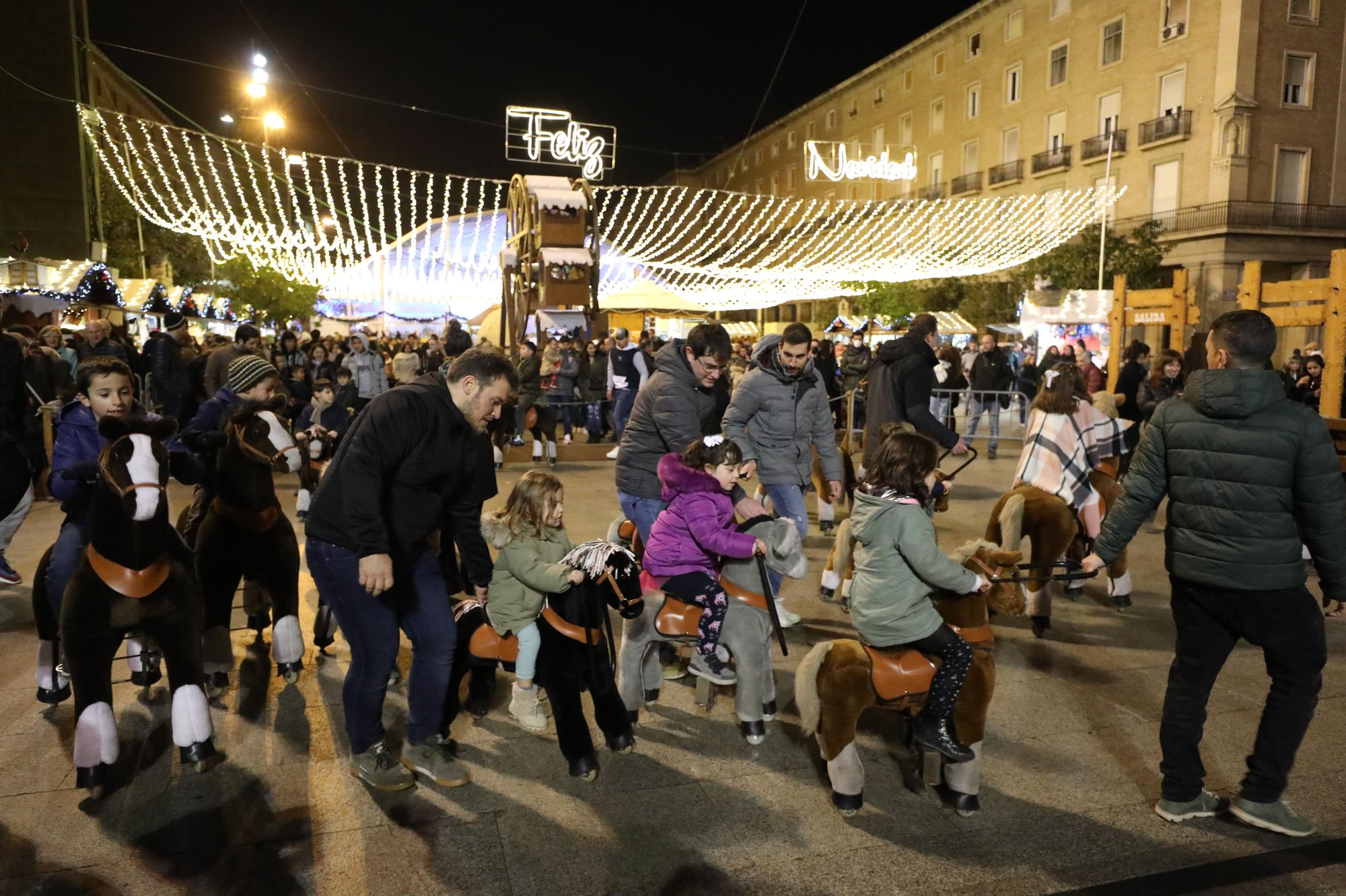 Zaragoza vive la Navidad en la calle