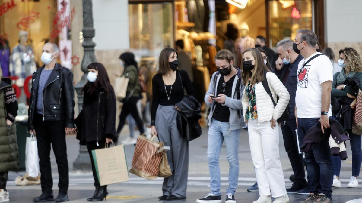 Las medidas por el covid para Navidad no son inamovibles, dice Barceló, si hay una tercera ola.