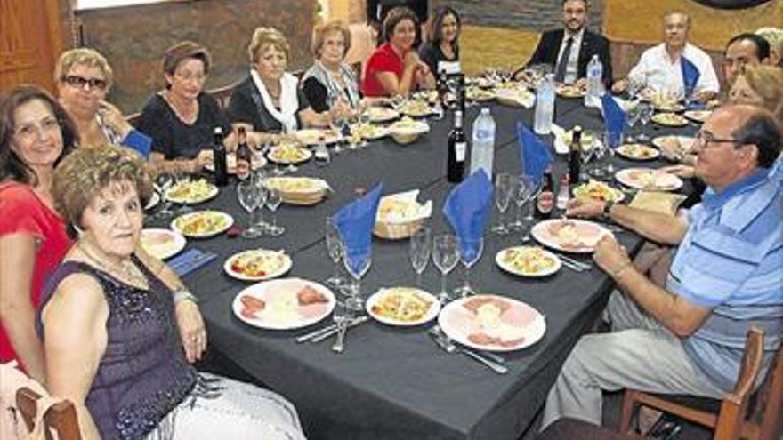 Comida de hermandad de jubilados de la Murà