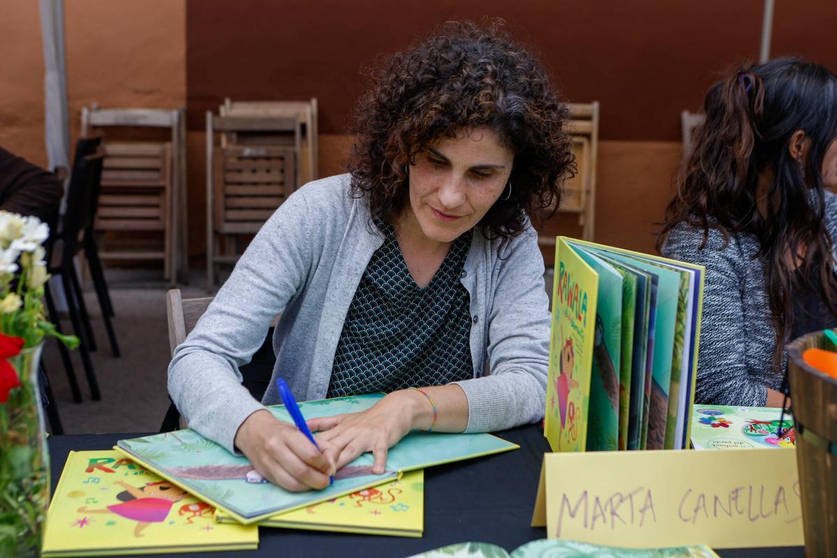 Literatura i vi s’entrellacen a Artés Literatura i vi s’entrellacen a Artés