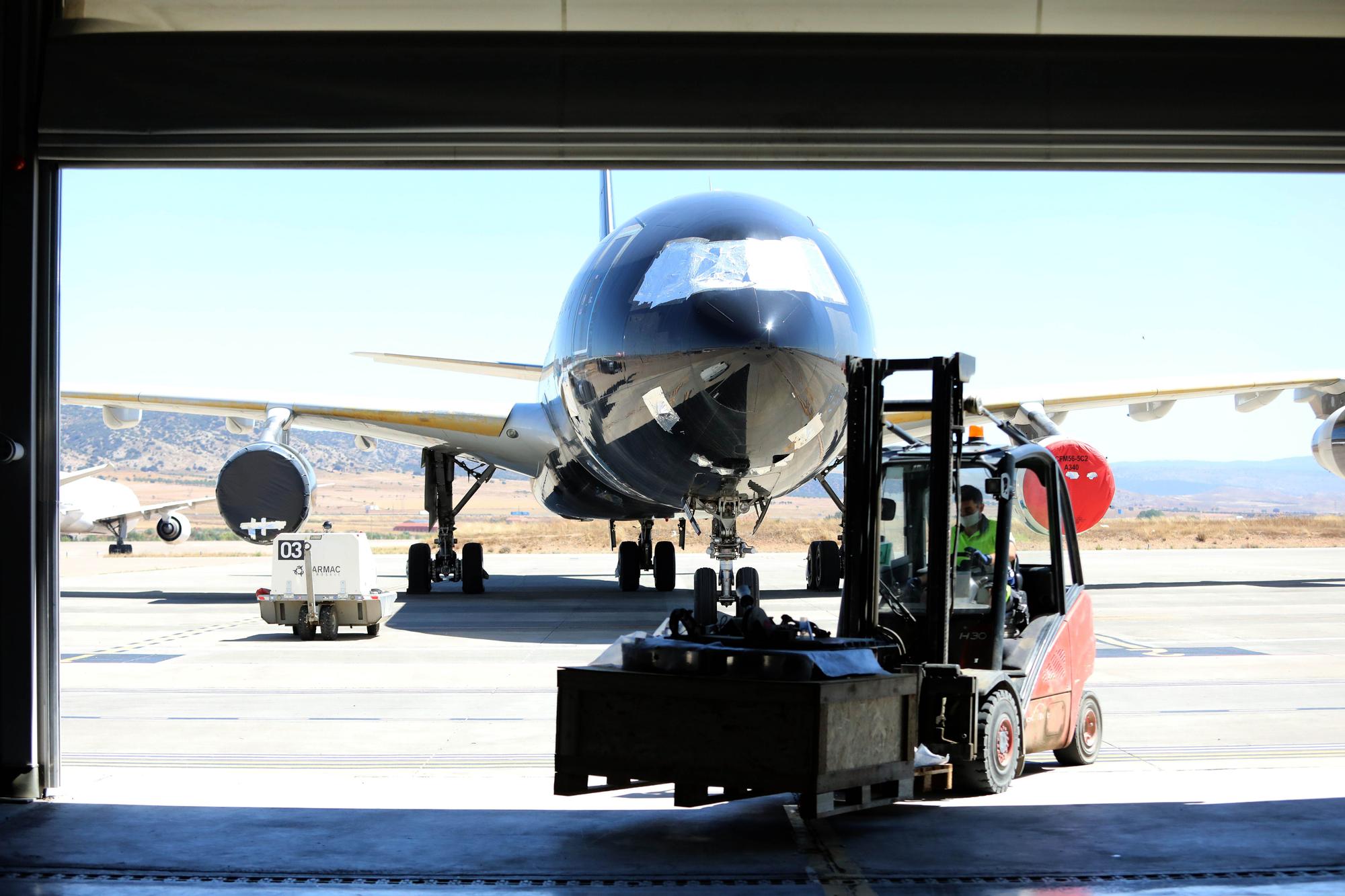 El aeropuerto de Teruel no tiene actividad comercial y se dedica al almacenaje y mantenimiento de aviones.