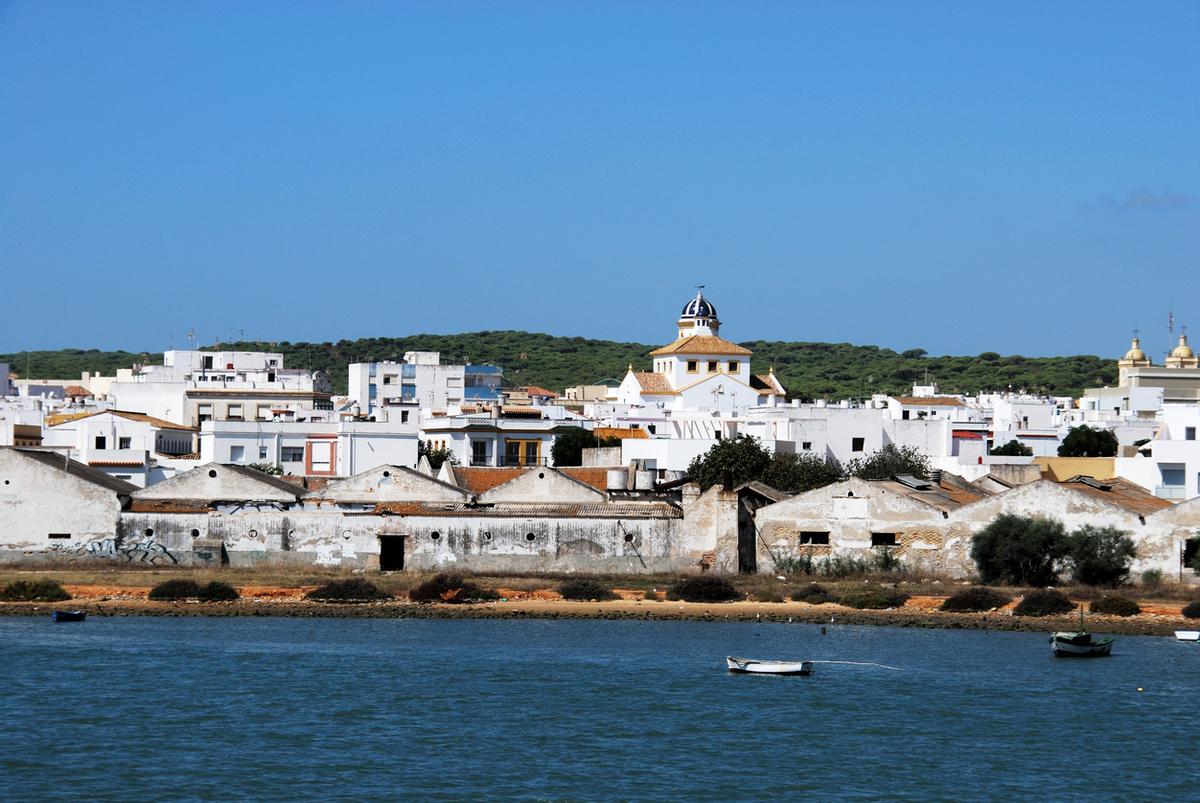 Barbate, uno de los pueblos blancos de Cádiz y la cuna del atún de almadraba